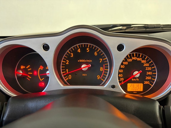 Nissan 350 Z 8 of 12