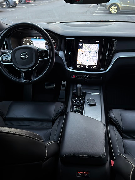 Volvo V60 13 of 29