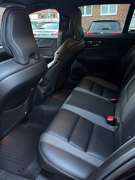 Volvo V60 17 of 29