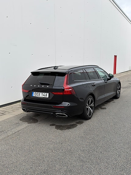 Volvo V60 9 of 29