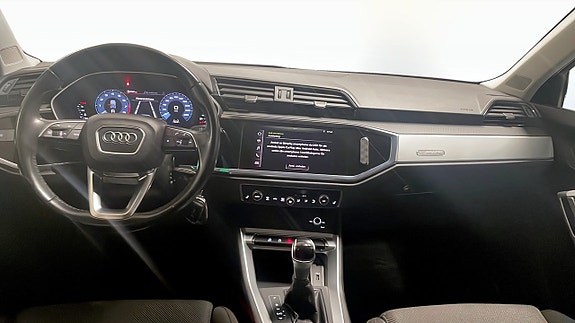 Audi Q3 10 of 14