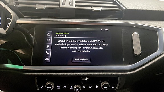 Audi Q3 9 of 14