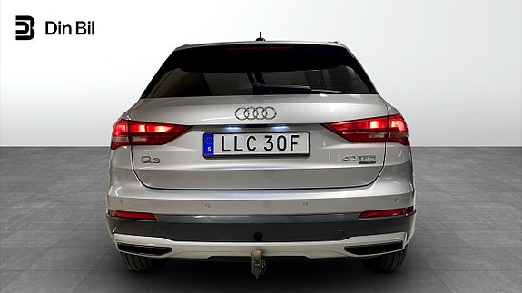 Audi Q3 5 of 14
