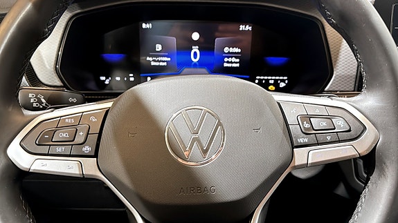 Volkswagen T-Cross 16 of 19