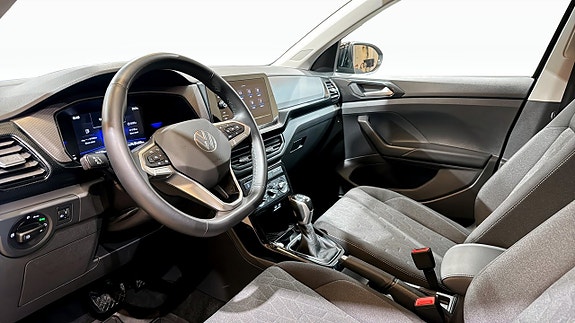 Volkswagen T-Cross 7 of 19