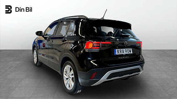 Volkswagen T-Cross 3 of 19