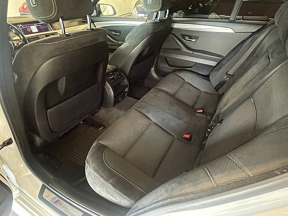 BMW 520d 12 of 14