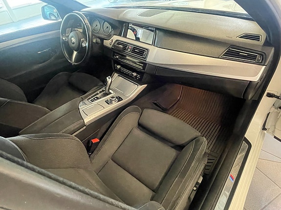 BMW 520d 11 of 14