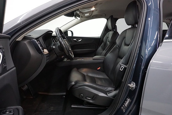 Volvo XC60 6 of 27