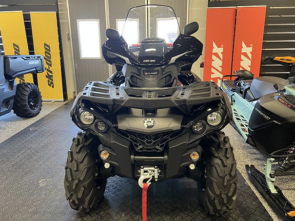 Can-Am Outlander 650 MAX PRO+ T3b Nyskick 97 mil 2 of 11