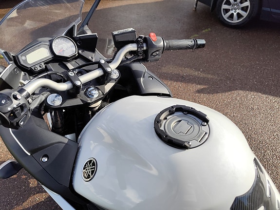 Yamaha XJ6 Diversion F 5 of 10
