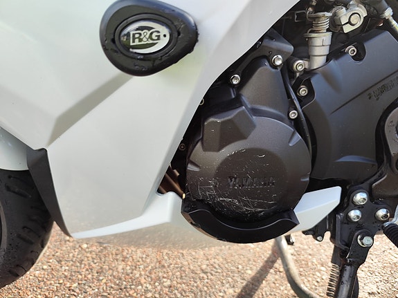 Yamaha XJ6 Diversion F 9 of 10