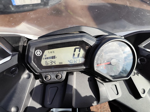 Yamaha XJ6 Diversion F 10 of 10