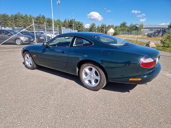 Jaguar XK 9 of 22