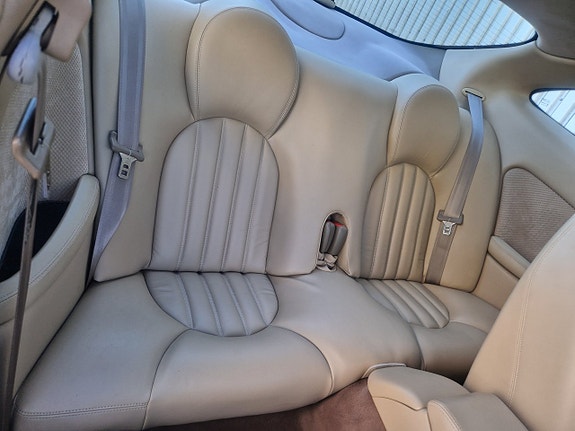 Jaguar XK 15 of 22