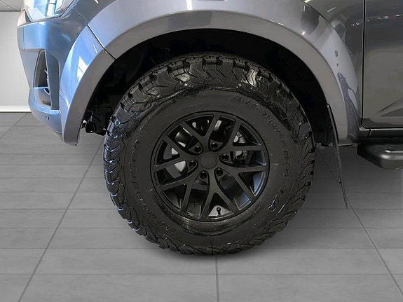 Isuzu D-max 6 of 17