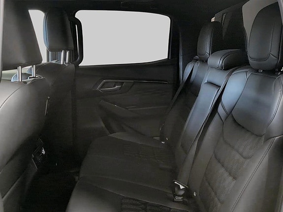 Isuzu D-max 12 of 17