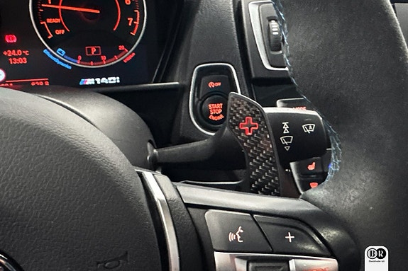 BMW M140i 16 of 20