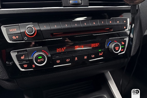 BMW M140i 14 of 20