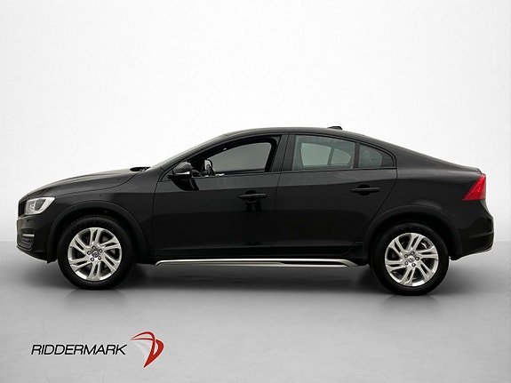 Volvo S60 Cross Country 4 of 29