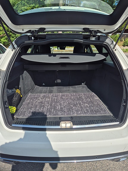 Mercedes-Benz C220 4 of 10