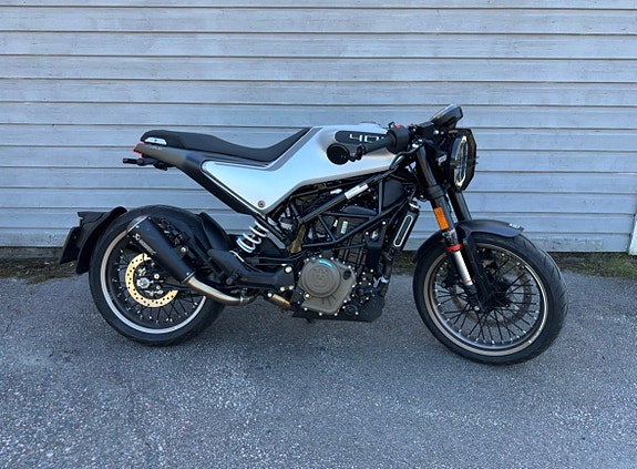 Husqvarna Vitpilen 401 2 of 7