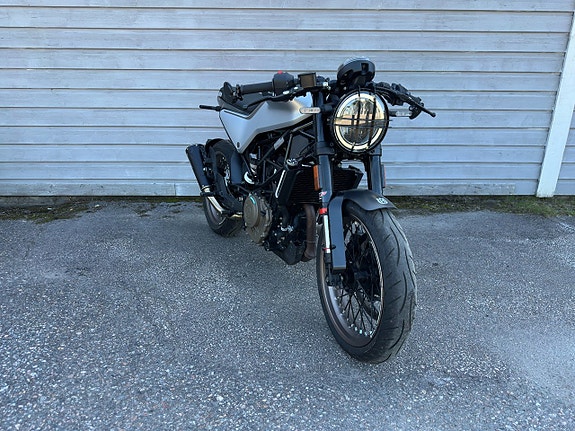Husqvarna Vitpilen 401 4 of 7