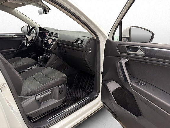 Volkswagen Tiguan Allspace 11 of 26