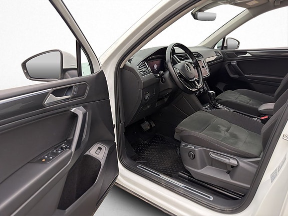 Volkswagen Tiguan Allspace 8 of 26
