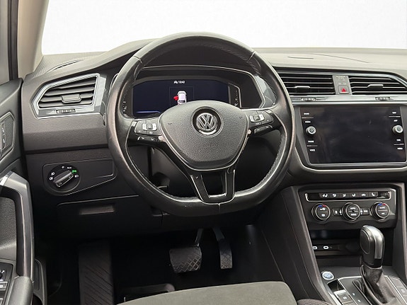 Volkswagen Tiguan Allspace 9 of 26