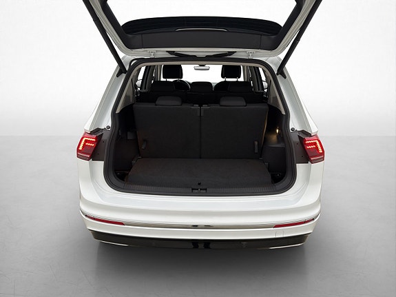 Volkswagen Tiguan Allspace 21 of 26