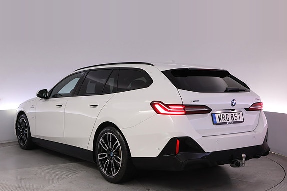 BMW 530e 4 of 27