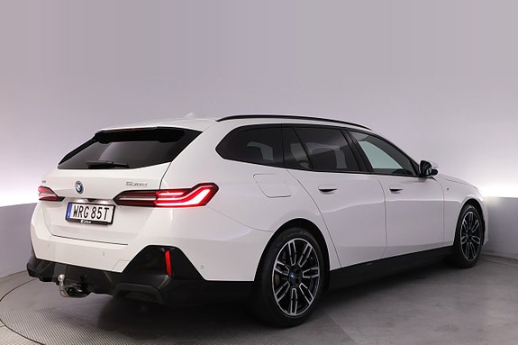 BMW 530e 5 of 27