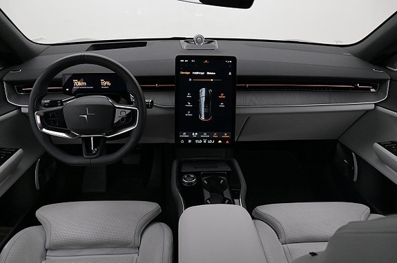 Polestar 3 6 of 27