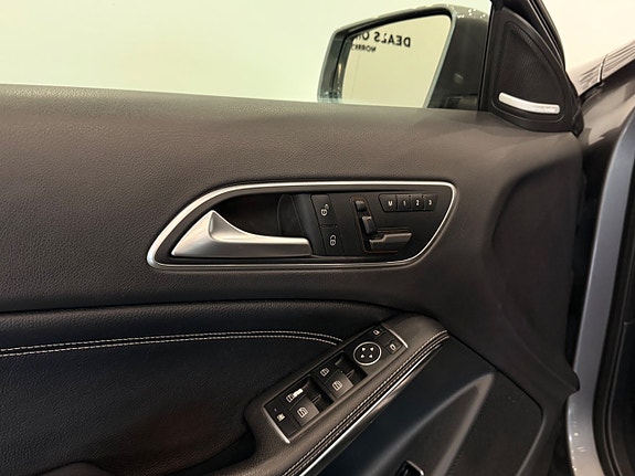 Mercedes-Benz GLA200 19 of 26