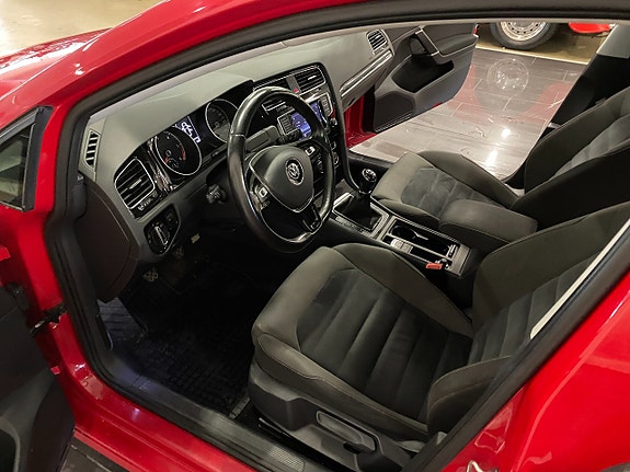 Volkswagen Golf I 11 of 18
