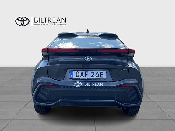 Toyota C-HR 5 of 13