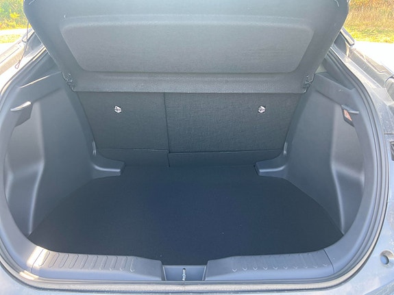 Toyota C-HR 12 of 13