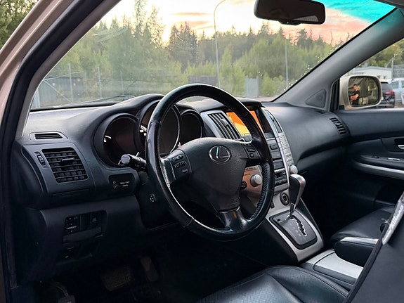 Lexus RX400h 11 of 20