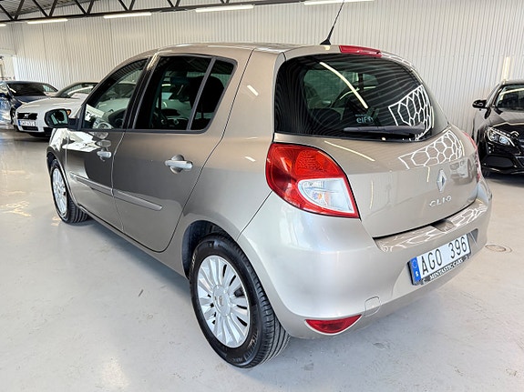Renault Clio 6 of 18