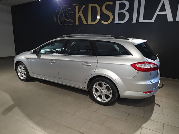 Ford Mondeo 3 of 12