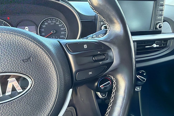 Kia Picanto 15 of 21