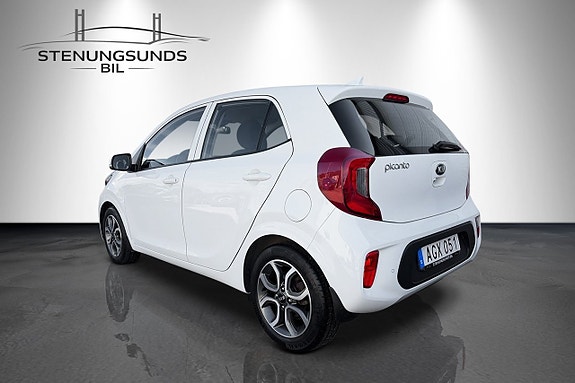 Kia Picanto 3 of 21