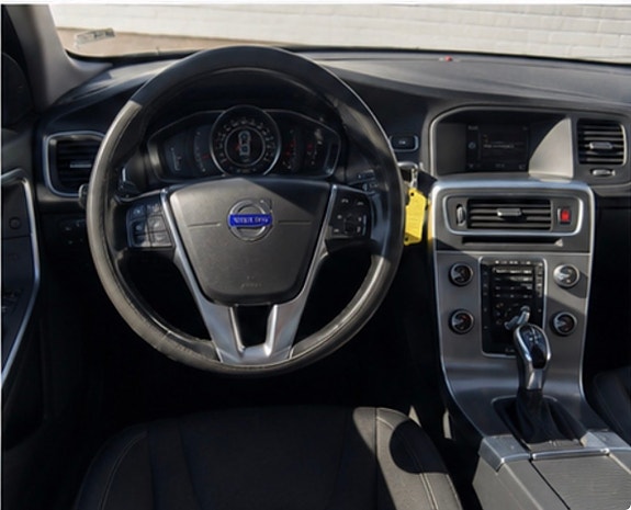 Volvo V60 11 of 15