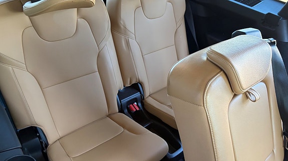 Volvo XC90 14 of 22
