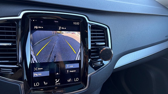 Volvo XC90 17 of 22