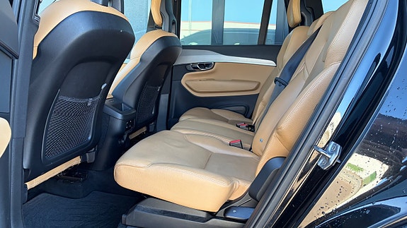 Volvo XC90 12 of 22