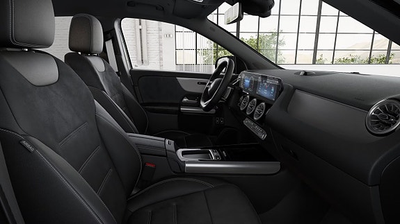 Mercedes-Benz GLA250 e 2 of 2