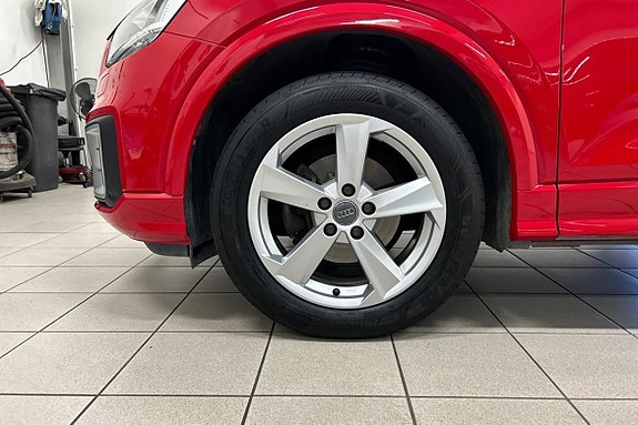 Audi Q2 13 of 15