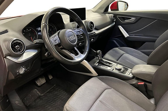 Audi Q2 10 of 15